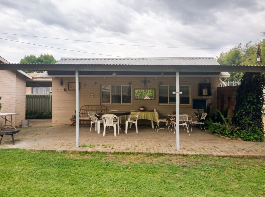 3 Bedroom Property for Sale in Brandwag Free State